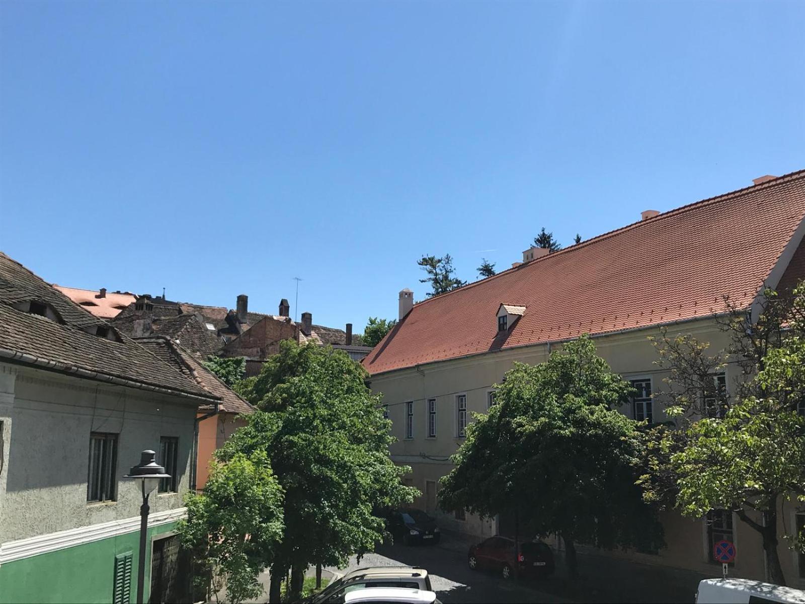 Residence Piata Armelor Sibiu Esterno foto